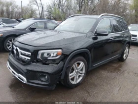 Mercedes-Benz GLB 250 * 4MATIC* КОЖА* ПОДГРЕВ* ПАНОРАМА* LED* , снимка 2