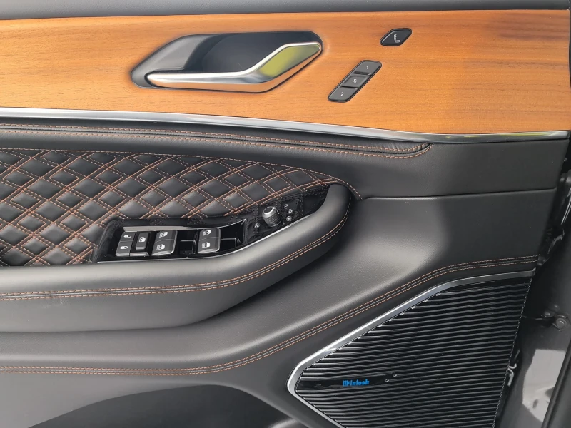 Jeep Grand cherokee SUMMIT RESERVE 2.0 PHEV Petrol 380 hp AT8 4xe, снимка 16 - Автомобили и джипове - 52413210