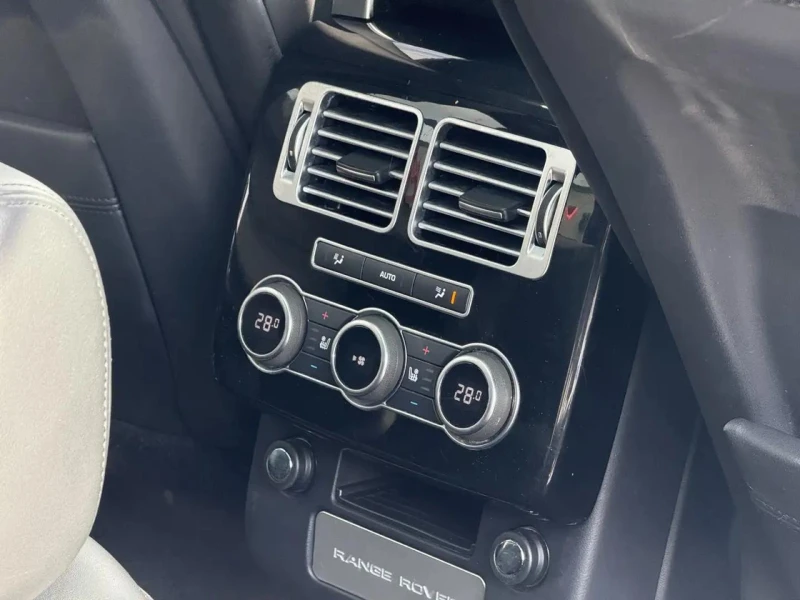 Land Rover Range rover Meridian* Обдух* Carplay* 360, снимка 15 - Автомобили и джипове - 52317940