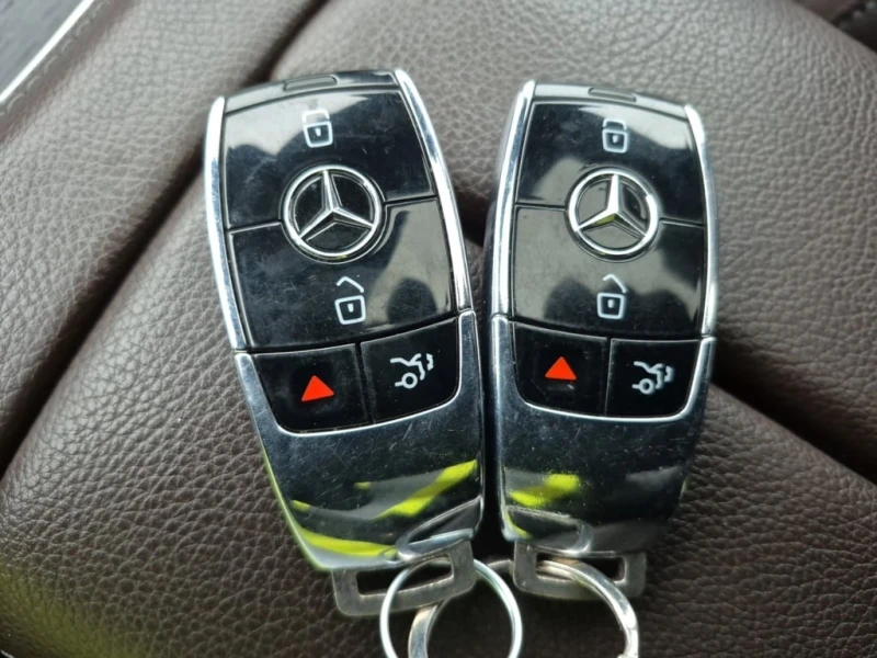 Mercedes-Benz GLS * 450 * CARFAX * БЕЗ ПЪРВОНАЧАЛНА ВНОСКА, снимка 17 - Автомобили и джипове - 53129226