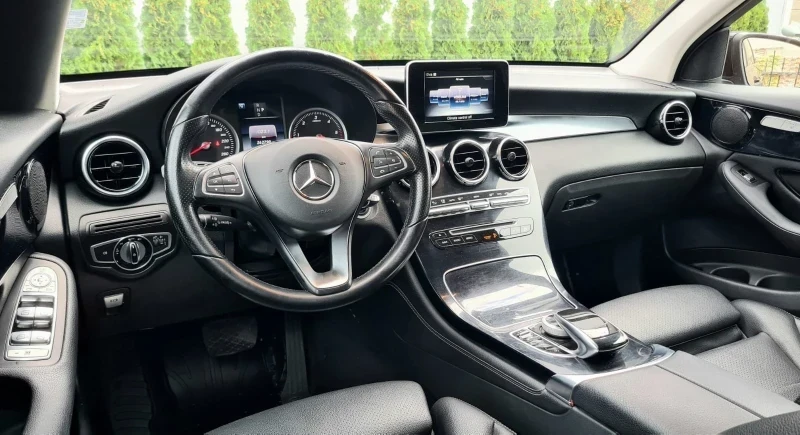 Mercedes-Benz GLC 220, снимка 9 - Автомобили и джипове - 49072620