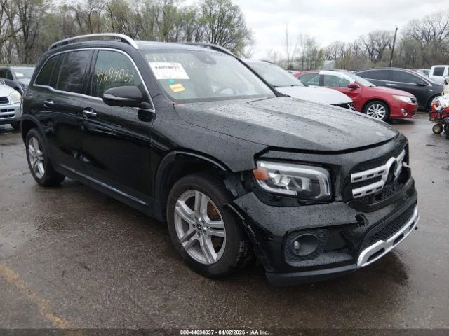 Mercedes-Benz GLB 250 * 4MATIC* КОЖА* ПОДГРЕВ* ПАНОРАМА* LED* 