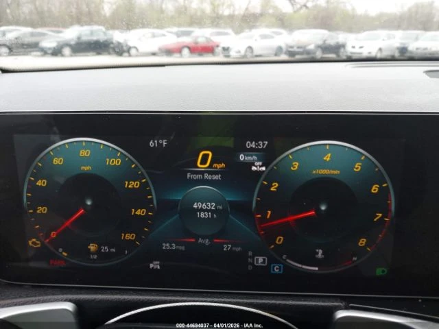 Mercedes-Benz GLB 250 * 4MATIC* КОЖА* ПОДГРЕВ* ПАНОРАМА* LED* , снимка 7 - Автомобили и джипове - 54766574