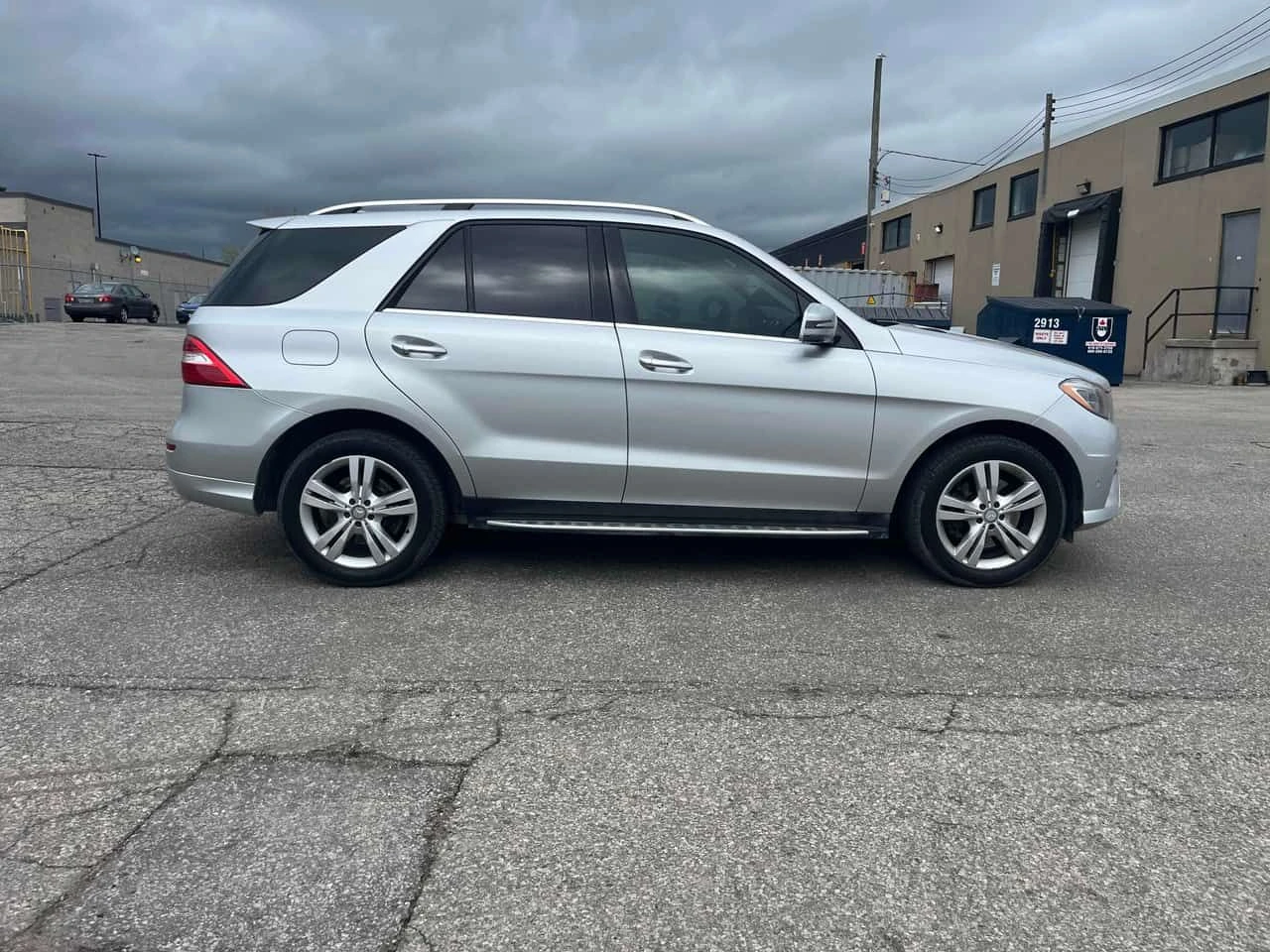 Mercedes-Benz ML 350 * BlueTEC * HARMAN/KARDON* PANORAMA* , снимка 3 - Автомобили и джипове - 54581349