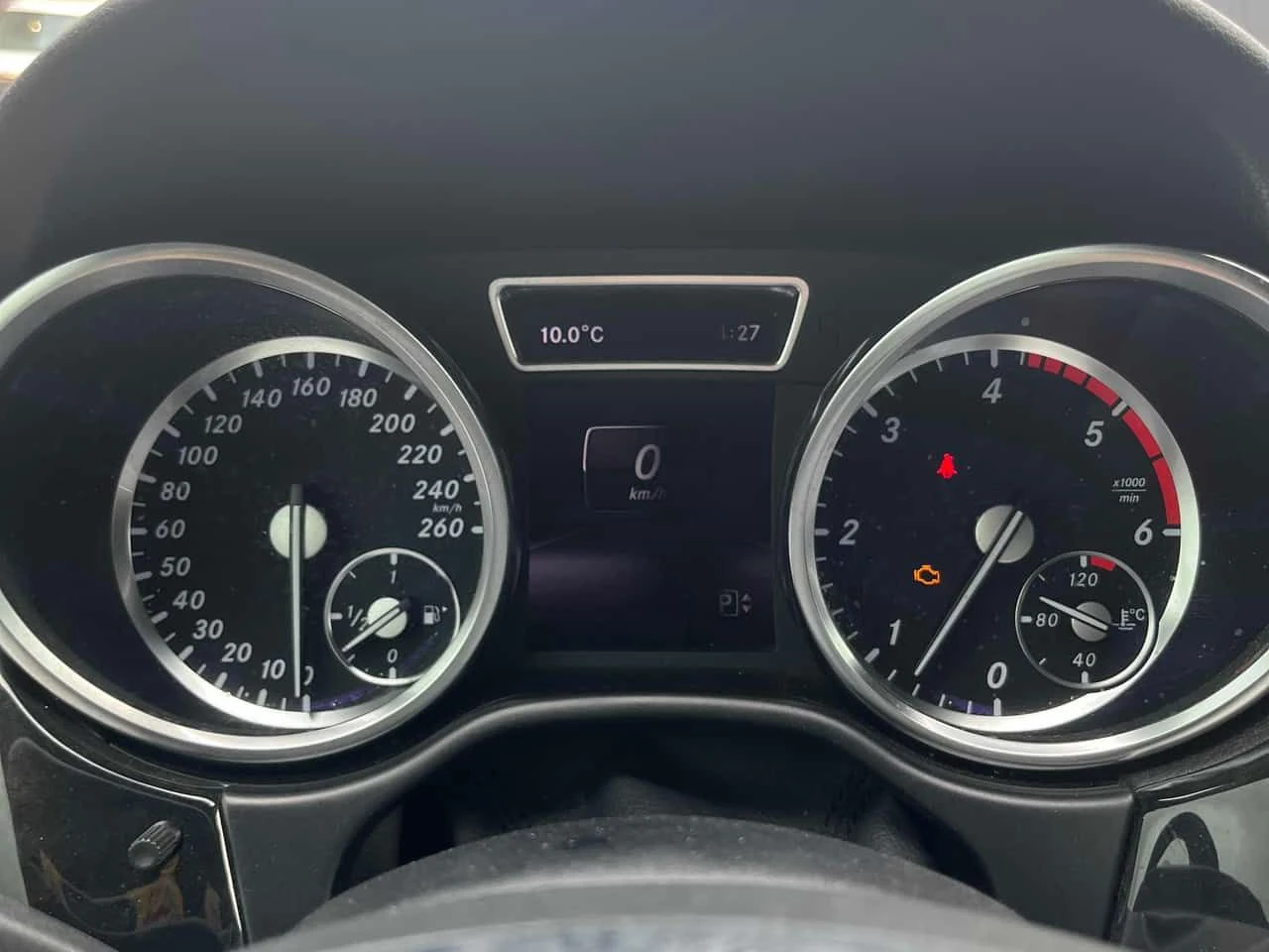 Mercedes-Benz ML 350 * BlueTEC * HARMAN/KARDON* PANORAMA* , снимка 8 - Автомобили и джипове - 54581349