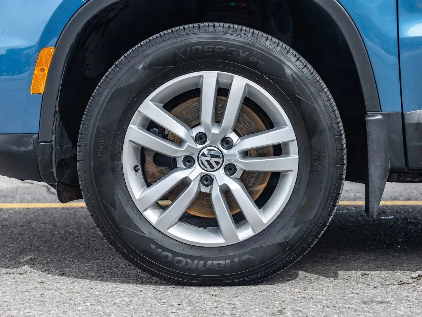 VW Tiguan Trendline * AвтоКредит * (ЦЕНА ДО БГ), снимка 6 - Автомобили и джипове - 55138913
