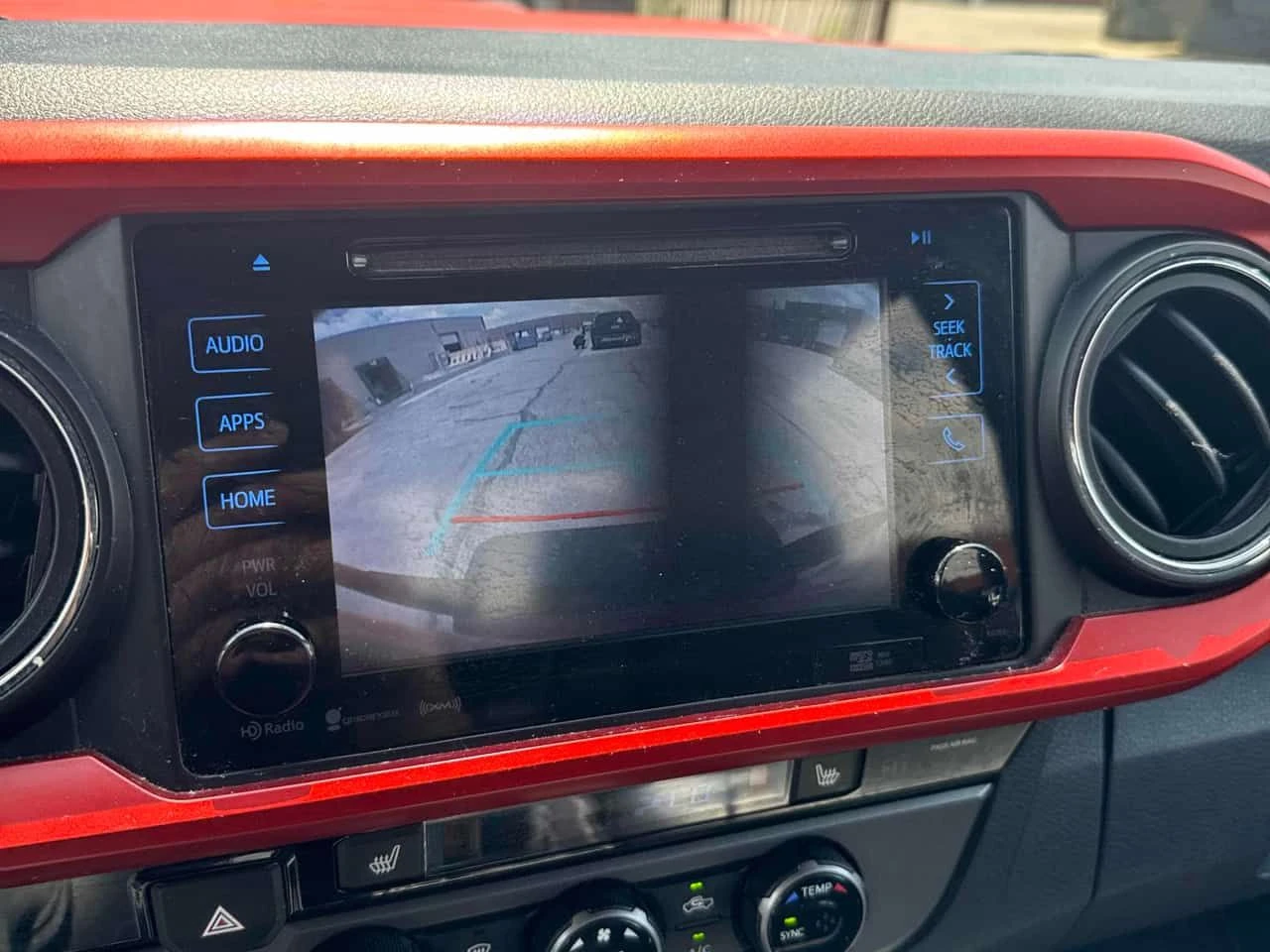 Toyota Tacoma * SR5 * АВТОКРЕДИТ БЕЗ ПЪРВОНАЧАЛНА ВНОСКА* , снимка 16 - Автомобили и джипове - 55171130