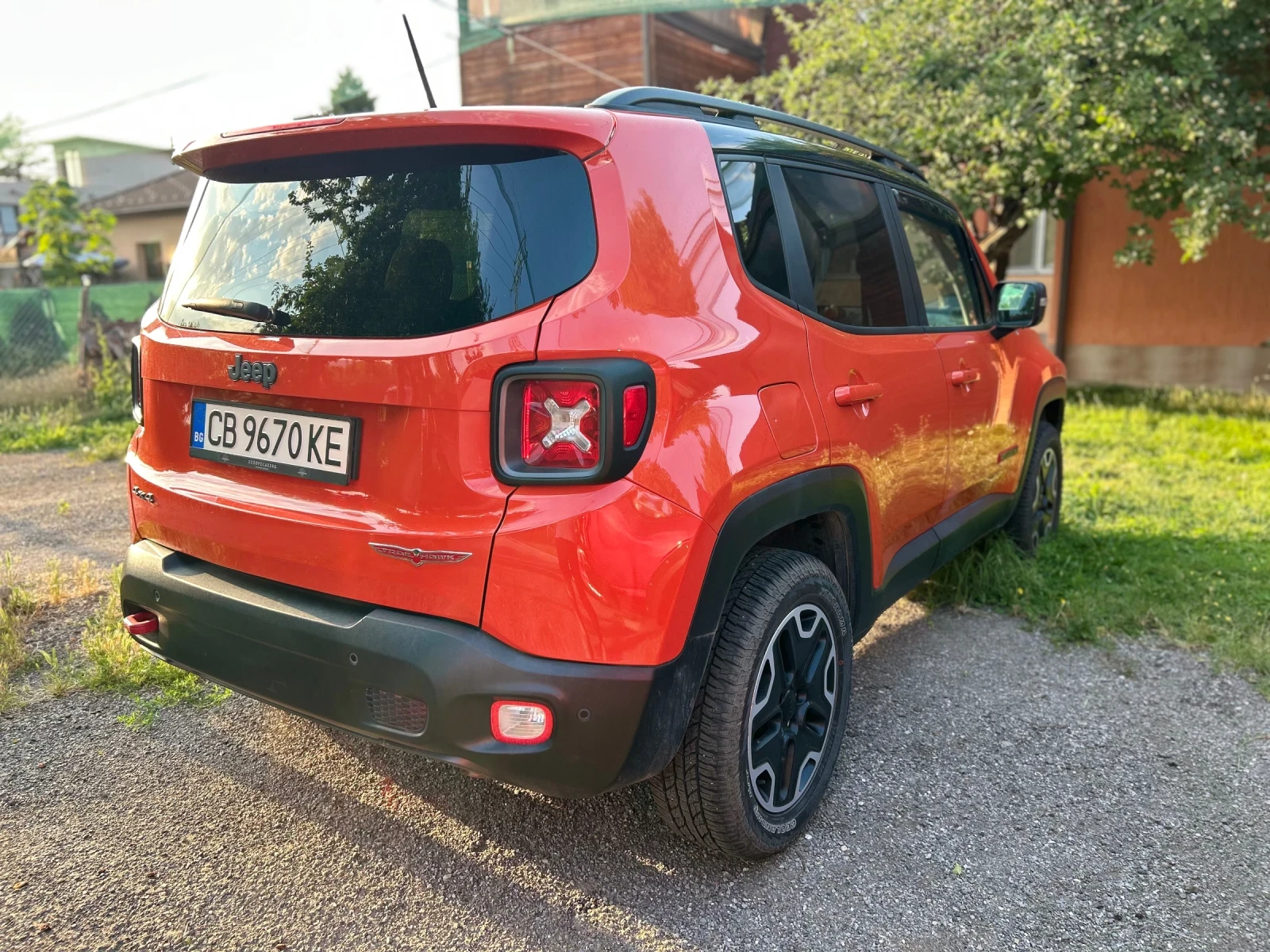 Jeep Renegade 2.0 M-Jet Trailhawk 4x4, снимка 4 - Автомобили и джипове - 55419427