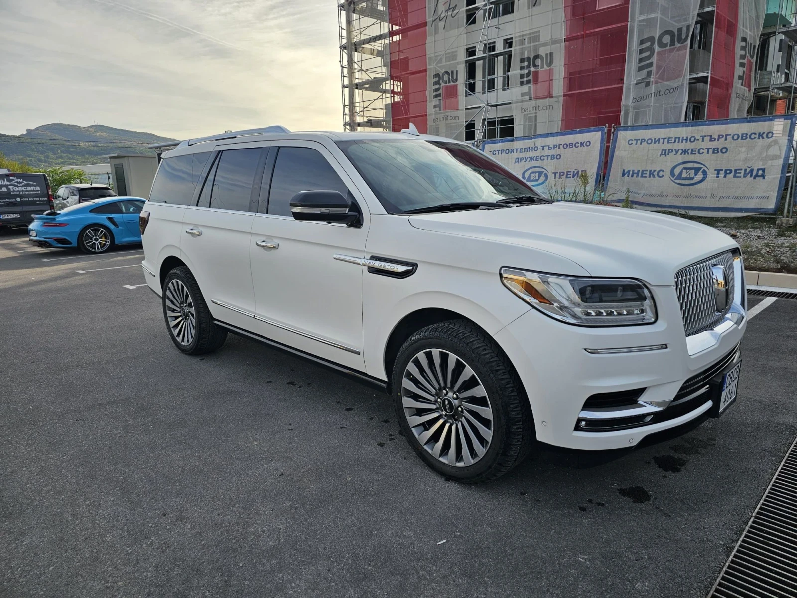 Lincoln Navigator, снимка 3 - Автомобили и джипове - 56432180