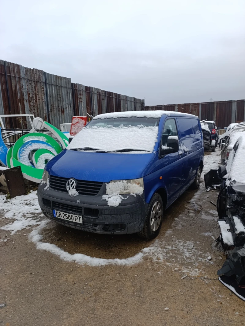 VW Transporter Т5 2.5 TDI 131кс. 2+ 1, снимка 1 - Бусове и автобуси - 48349871