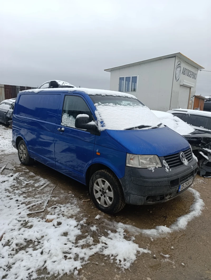 VW Transporter Т5 2.5 TDI 131кс. 2+ 1, снимка 2 - Бусове и автобуси - 48349871