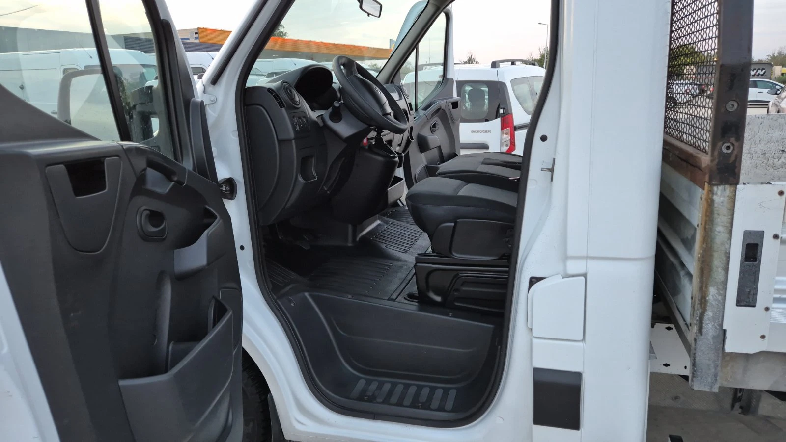 Renault Master L3 2.3 DCI N1 MT - изображение 7