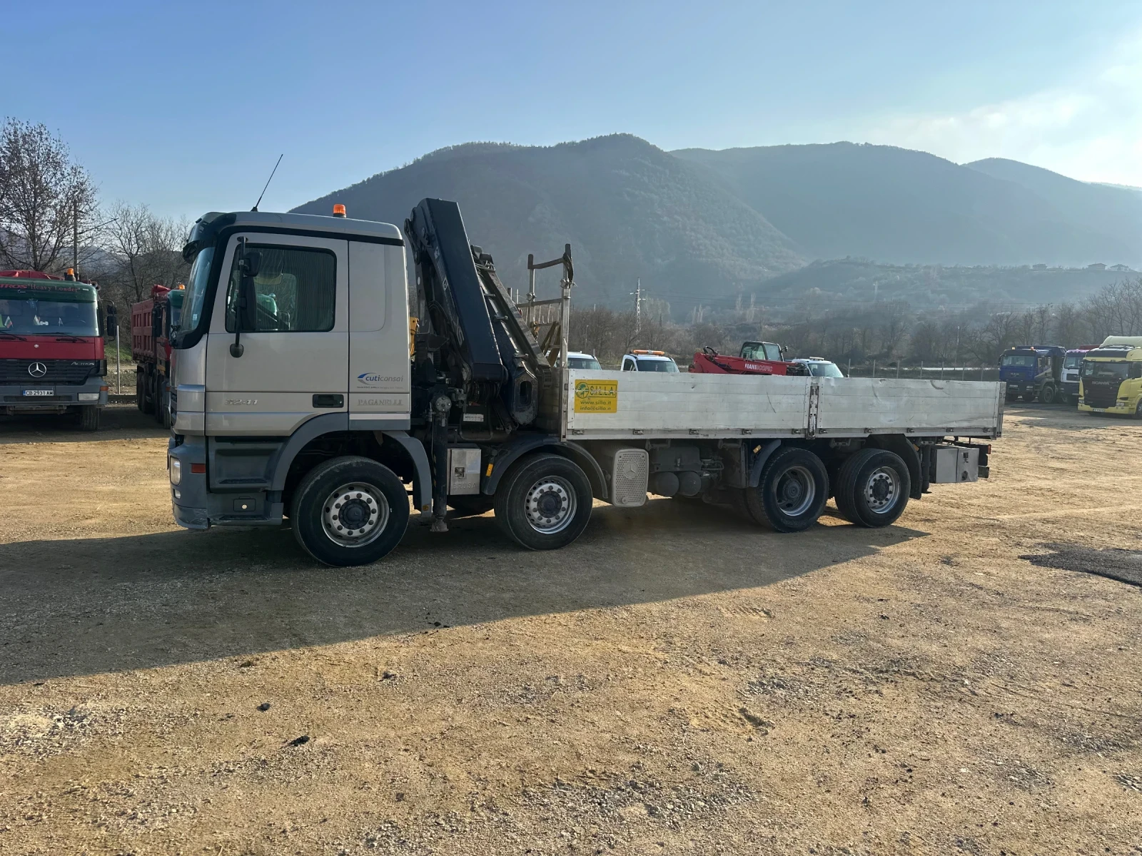 Mercedes-Benz Actros  - изображение 4