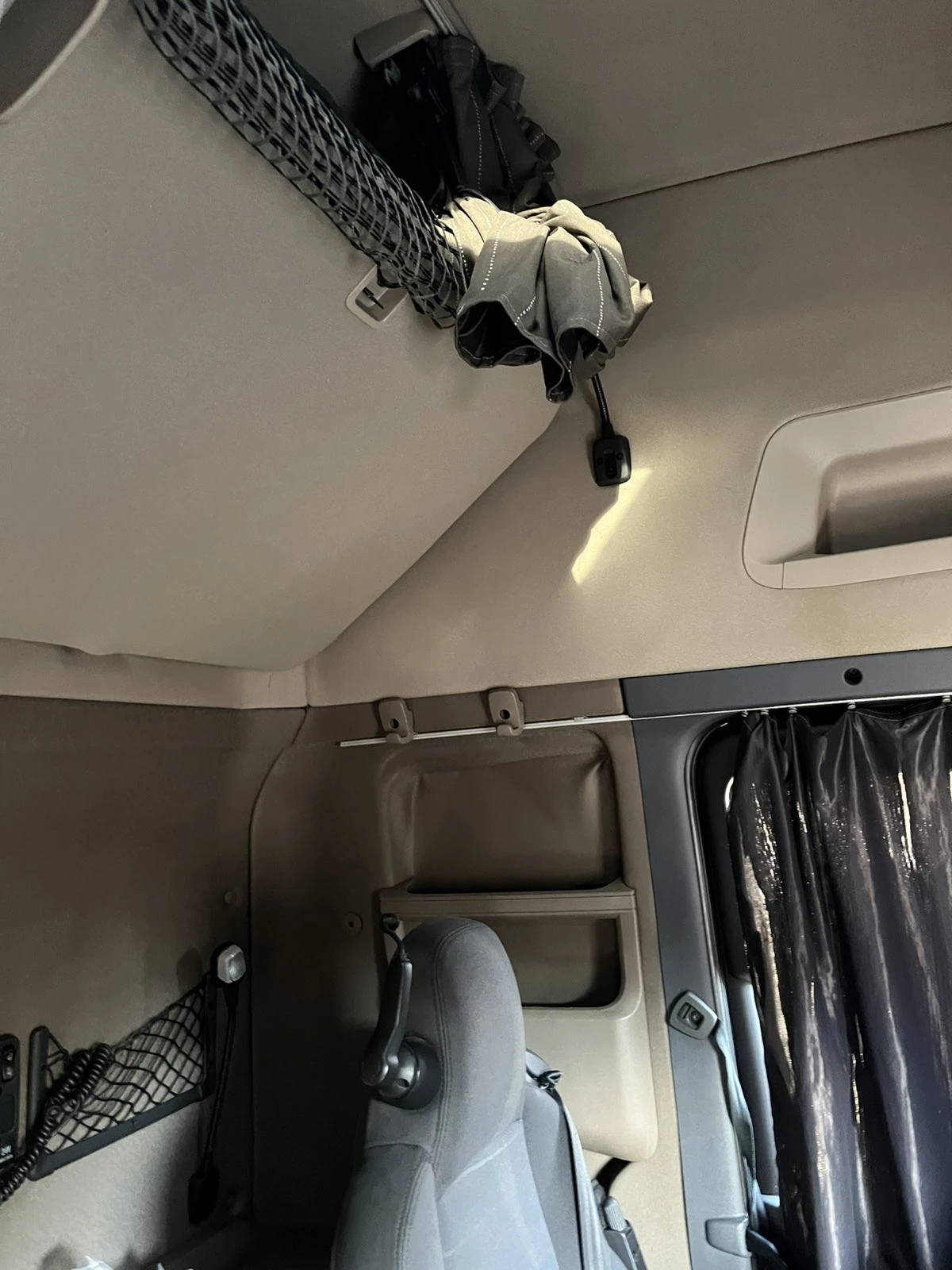 Scania R 450 ЦЕНАТА Е ЗА КОМПОЗИЦИЯ - ВЛЕКАЧ+ ПОЛУРЕМАРКЕ - изображение 8