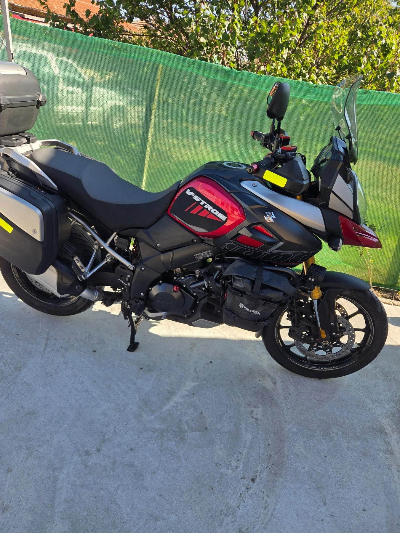 Suzuki V-strom, снимка 11 - Мотоциклети и мототехника - 56344411