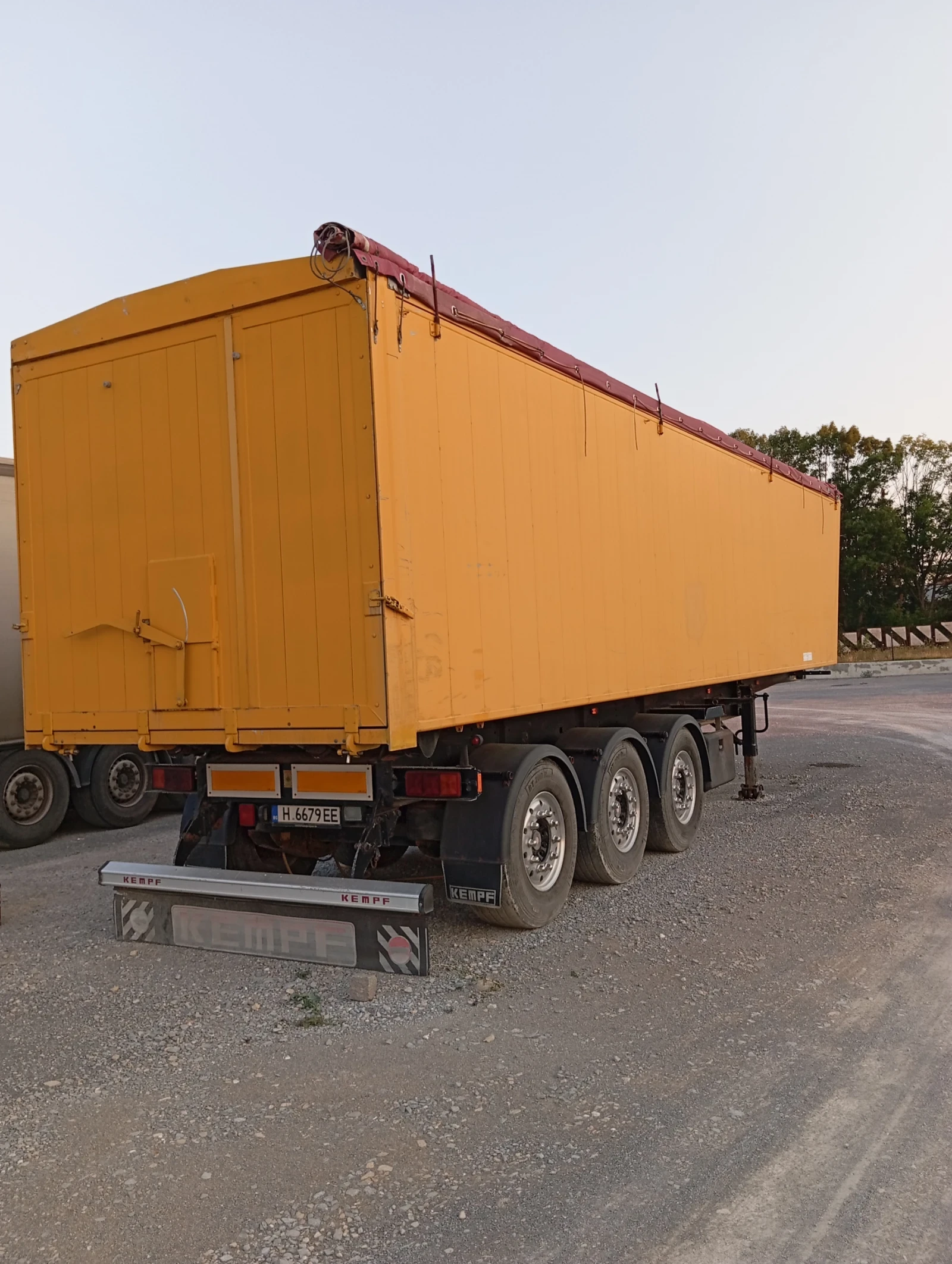 Полуремарке Benalu KEMPF57куб., снимка 3 - Ремаркета - 54496006