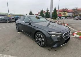 Mercedes-Benz E 200 Sedan, снимка 1