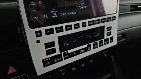 Hyundai Staria L3.5 Tourer 9seater autogeorge.com - 26750 € / 52318.45 лв. - 32495460 17