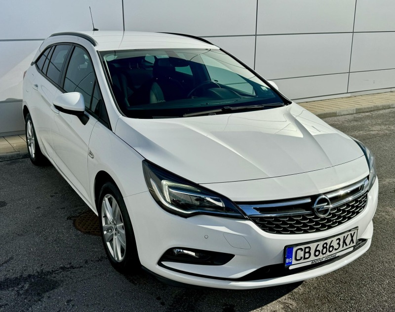Opel Astra 1.4, снимка 3 - Автомобили и джипове - 43969587