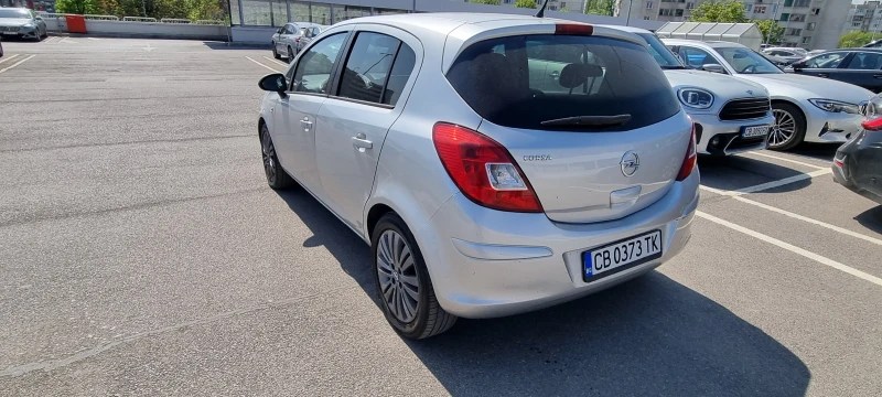 Opel Corsa 1.2i-86к.с/газ, снимка 2 - Автомобили и джипове - 47839124