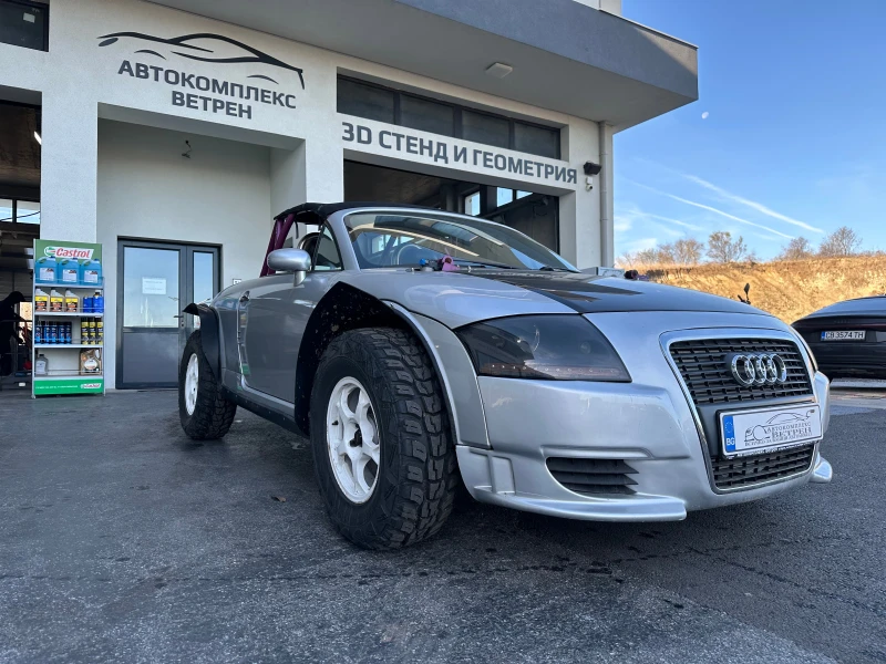 Audi Tt 1.8 T, снимка 2 - Автомобили и джипове - 48022931