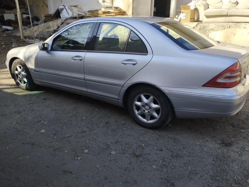 Mercedes-Benz C 200 Компресор , снимка 6 - Автомобили и джипове - 49438619