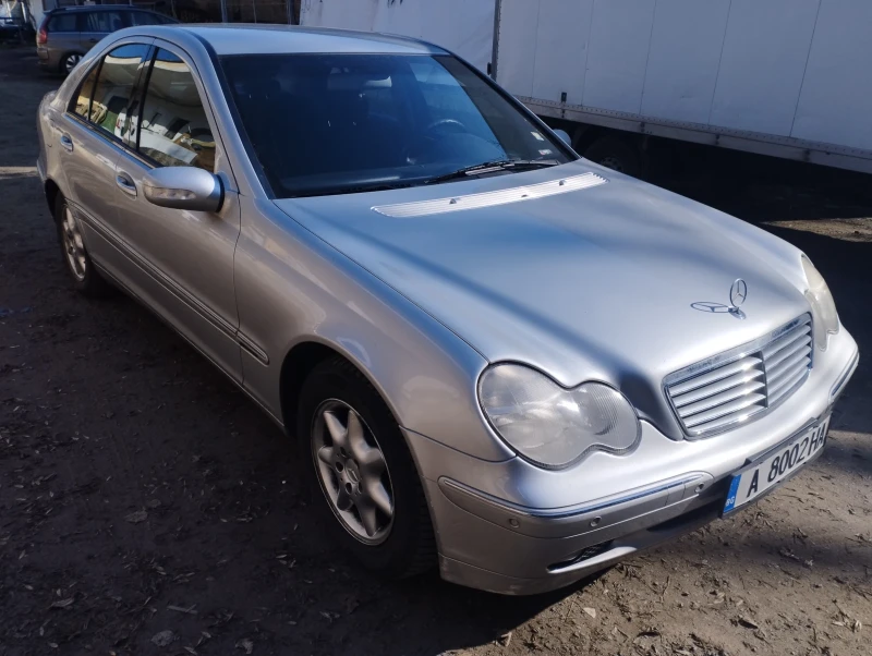 Mercedes-Benz C 200 Компресор , снимка 4 - Автомобили и джипове - 49438619