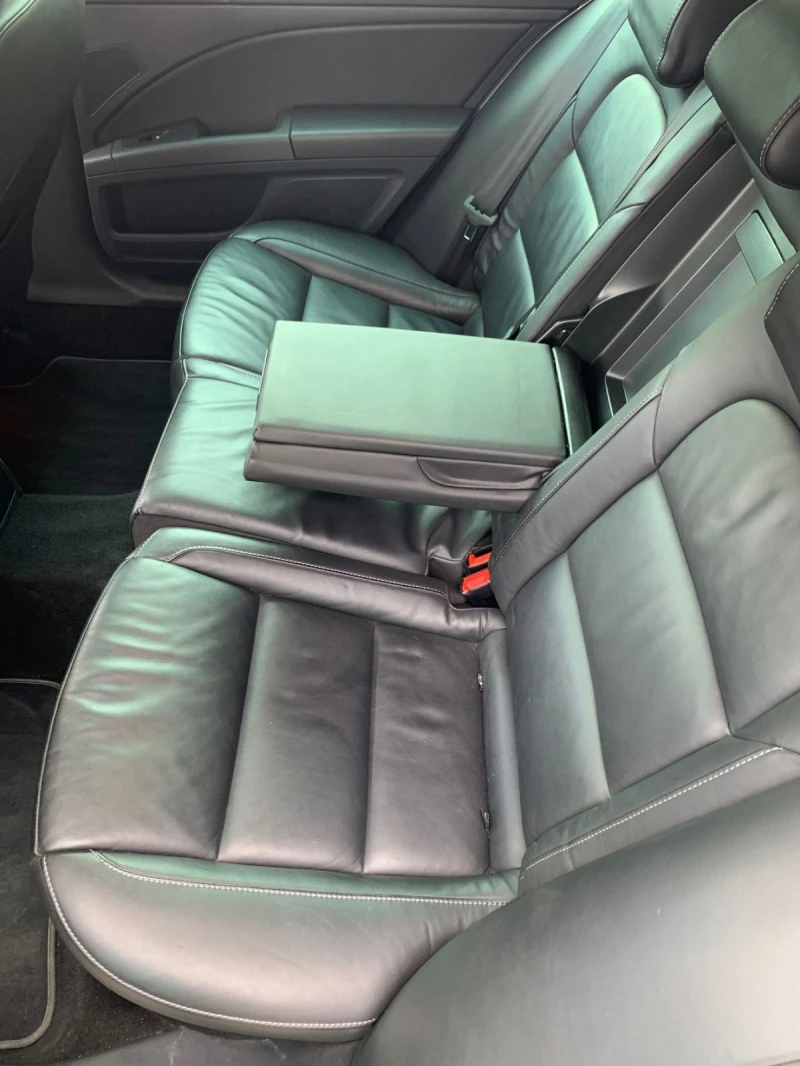 Skoda Superb Combi, снимка 7 - Автомобили и джипове - 53007545