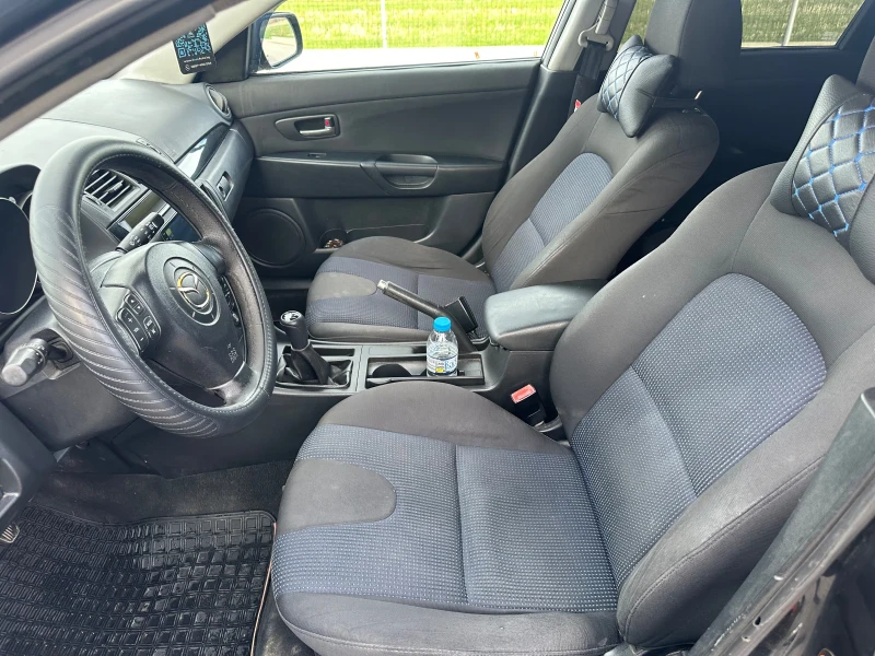Mazda 3 1.6, снимка 8 - Автомобили и джипове - 52891748