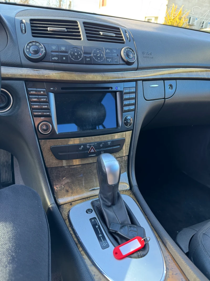 Mercedes-Benz E 280 E280cdi 4 matic, снимка 8 - Автомобили и джипове - 52614401