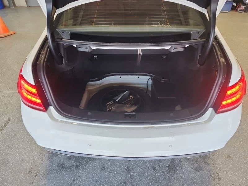 Mercedes-Benz E 350 * CARFAX * ЦЕНА ДО БЪЛГАРИЯ, снимка 14 - Автомобили и джипове - 52708390