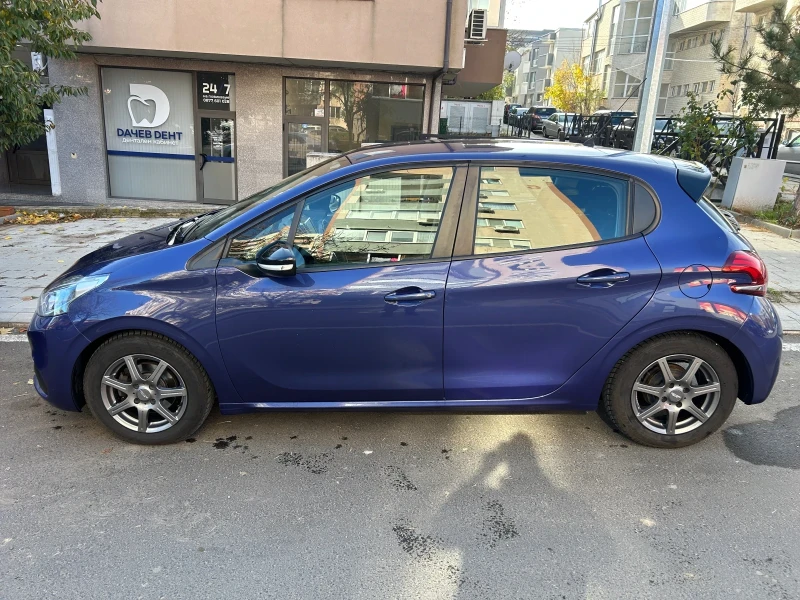 Peugeot 208, снимка 9 - Автомобили и джипове - 52997517