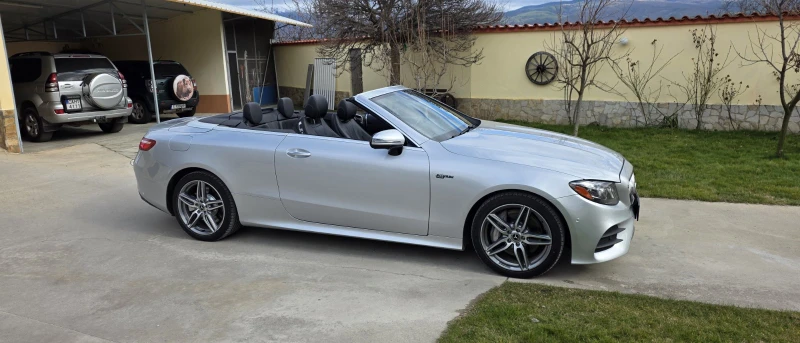 Mercedes-Benz E 400 4MATIK, снимка 9 - Автомобили и джипове - 53444811