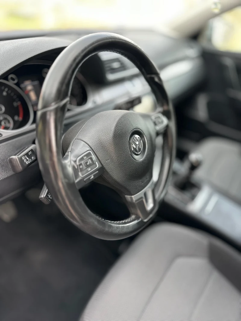 VW Passat 2.0 TDi 2013 226хил км. !!!!! ТOП СЪСТОЯНИЕ, снимка 9 - Автомобили и джипове - 53495166