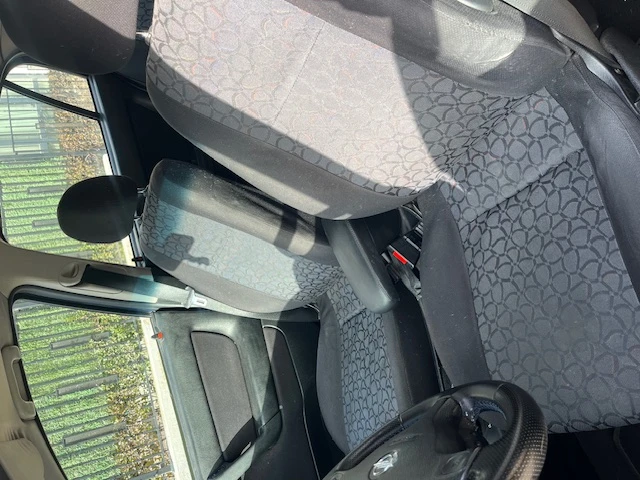 Opel Astra 2.0 DTL, снимка 5 - Автомобили и джипове - 52691547