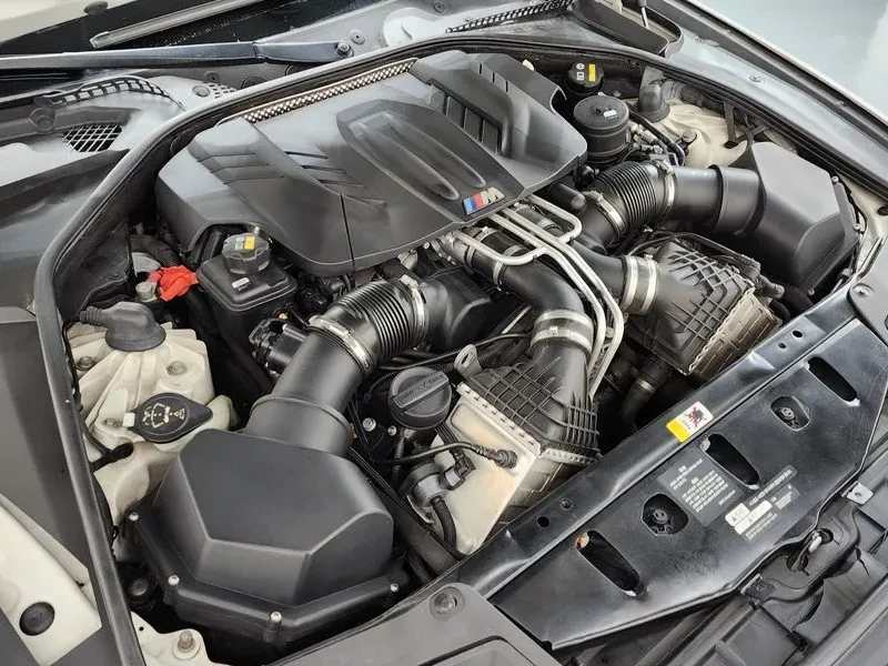 BMW M5, снимка 6 - Автомобили и джипове - 55185948