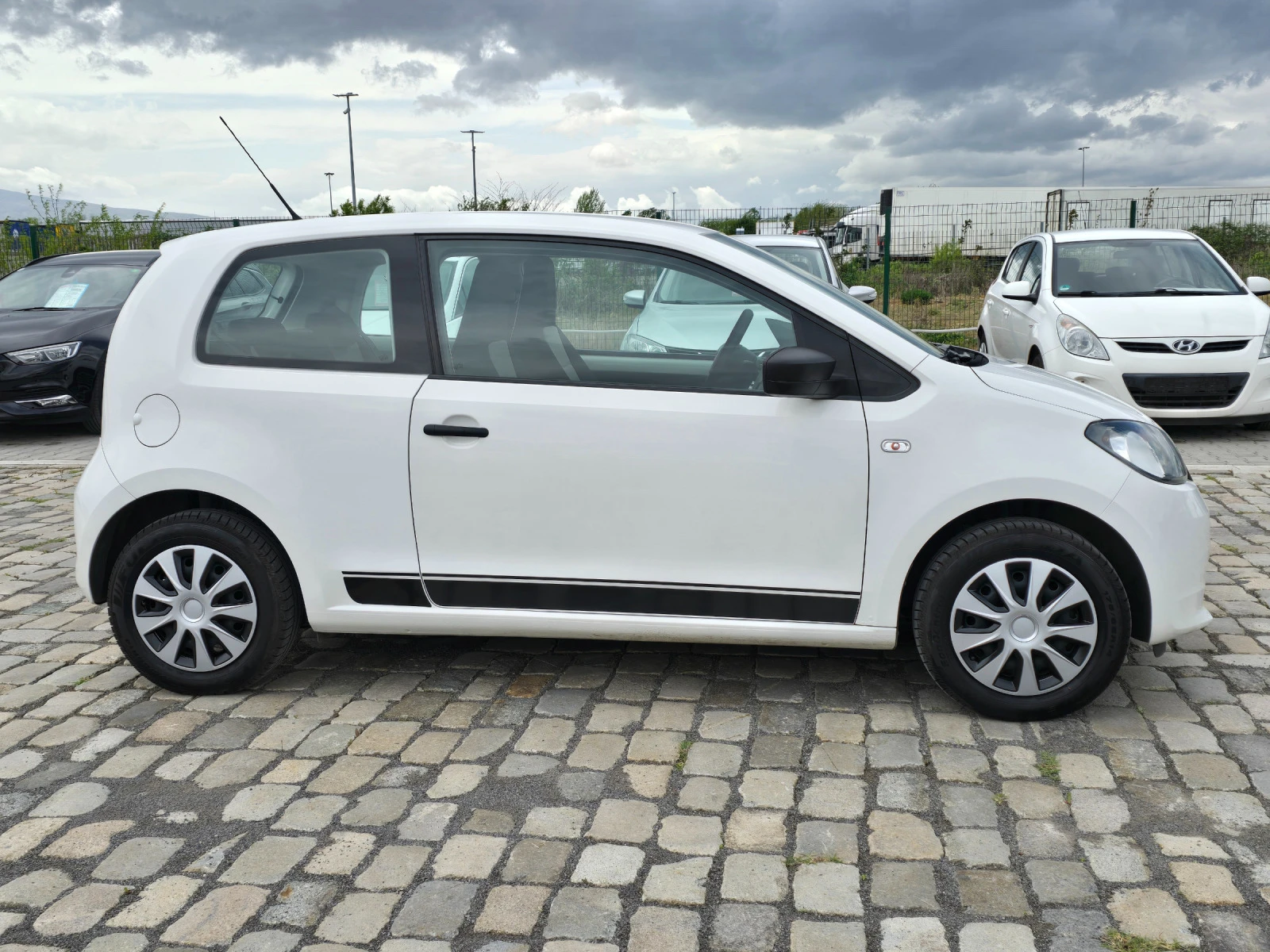 Skoda Citigo 1.0i 60кс ЗИМНИ+ ЛЕТНИ ГУМИ С ДЖАНТИ ЕВРО 5 - изображение 5