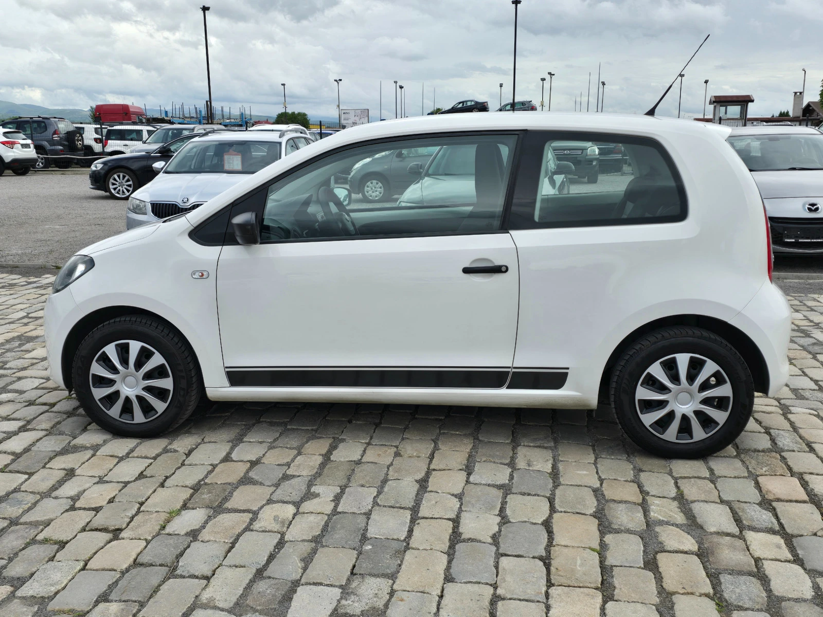 Skoda Citigo 1.0i 60кс ЗИМНИ+ ЛЕТНИ ГУМИ С ДЖАНТИ ЕВРО 5 - изображение 4