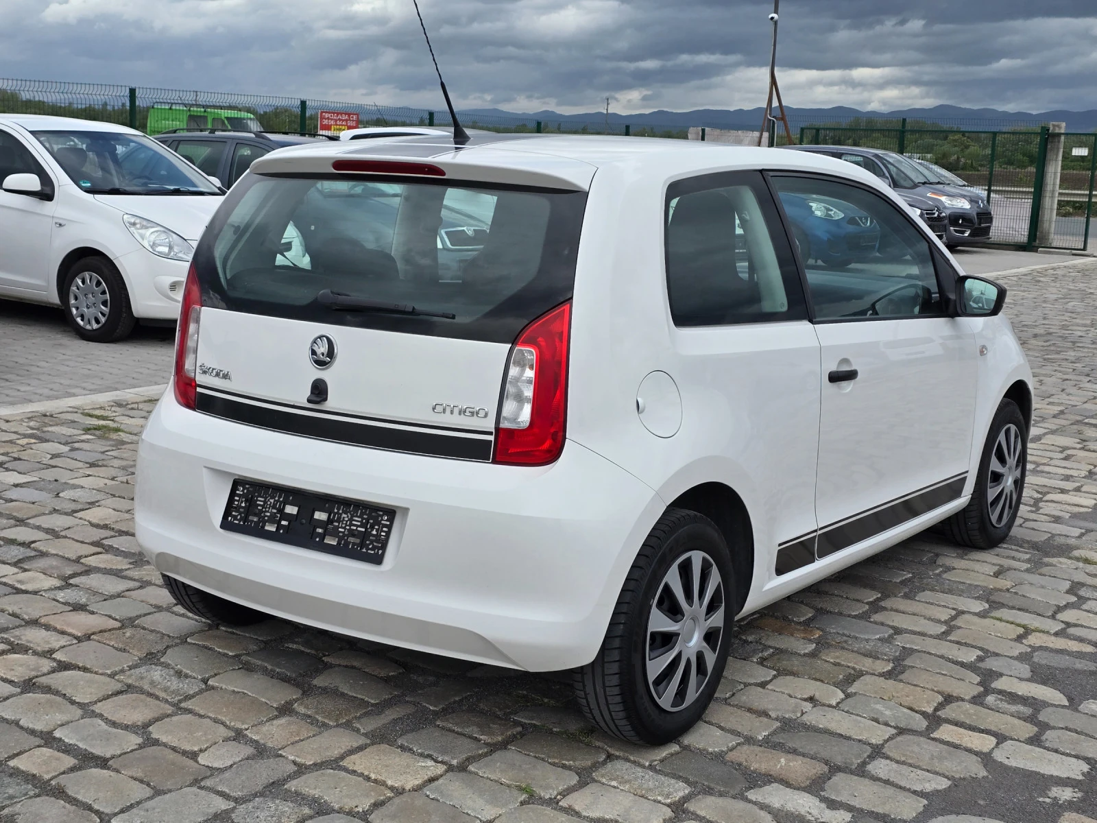 Skoda Citigo 1.0i 60кс ЗИМНИ+ ЛЕТНИ ГУМИ С ДЖАНТИ ЕВРО 5 - изображение 6