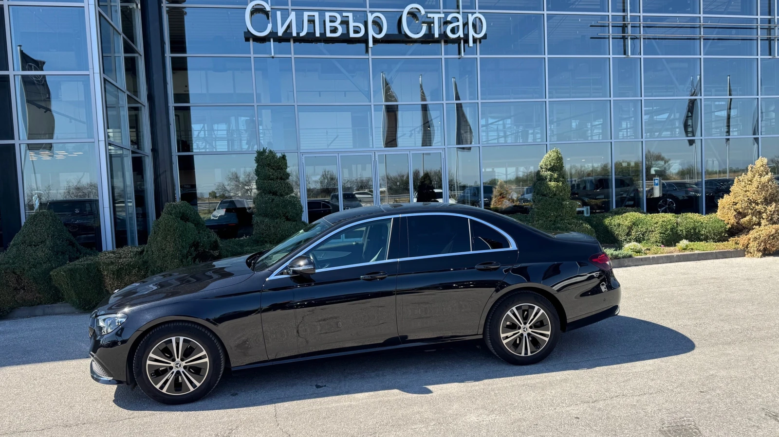 Mercedes-Benz E 220 d 4MATIC - изображение 3