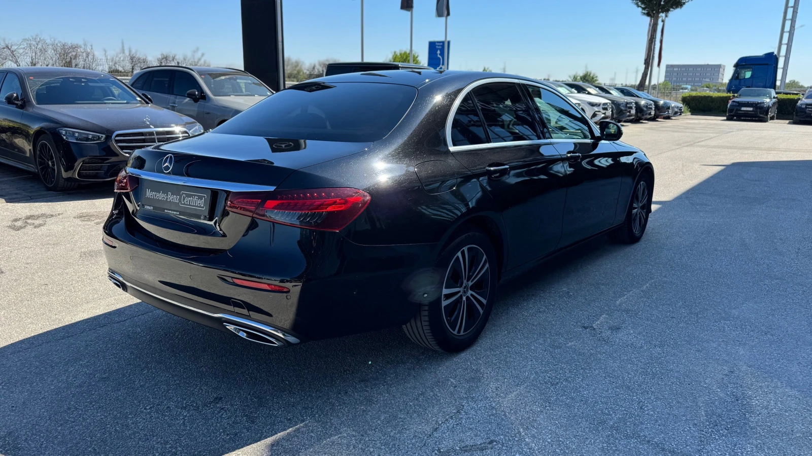 Mercedes-Benz E 220 d 4MATIC - изображение 6
