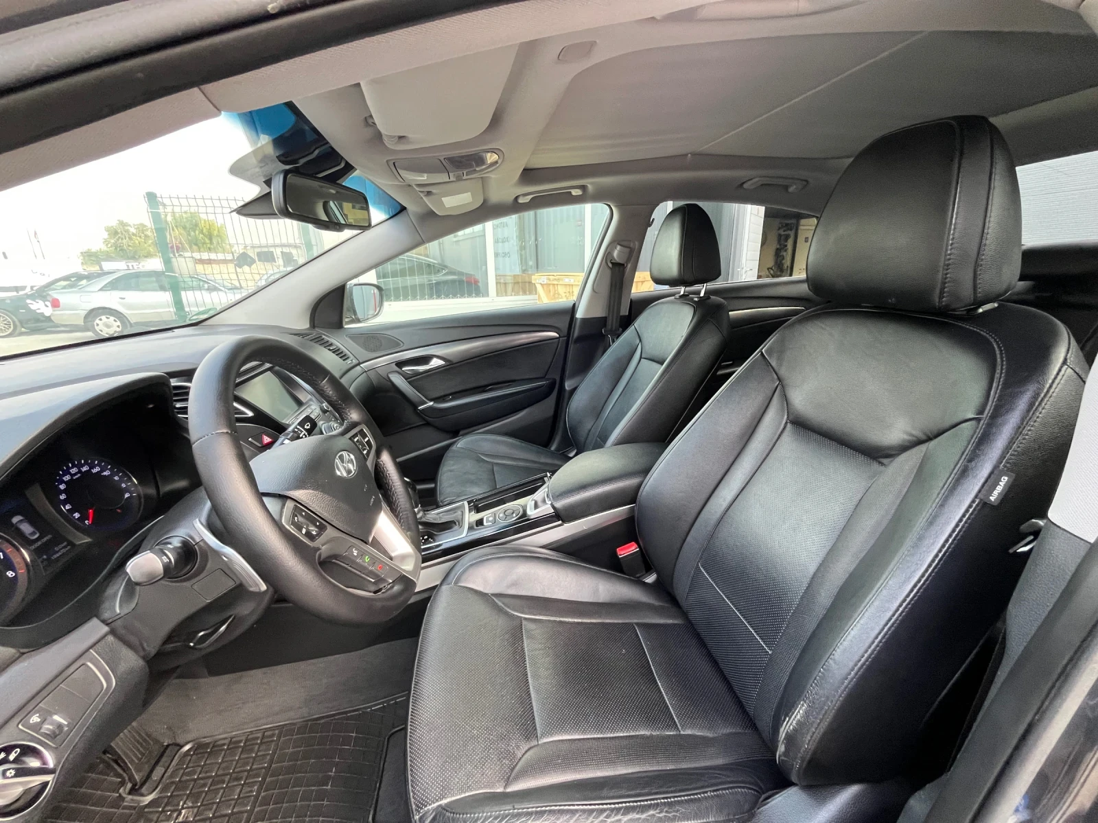 Hyundai I40 2.0 Premium/  | Mobile.bg   11