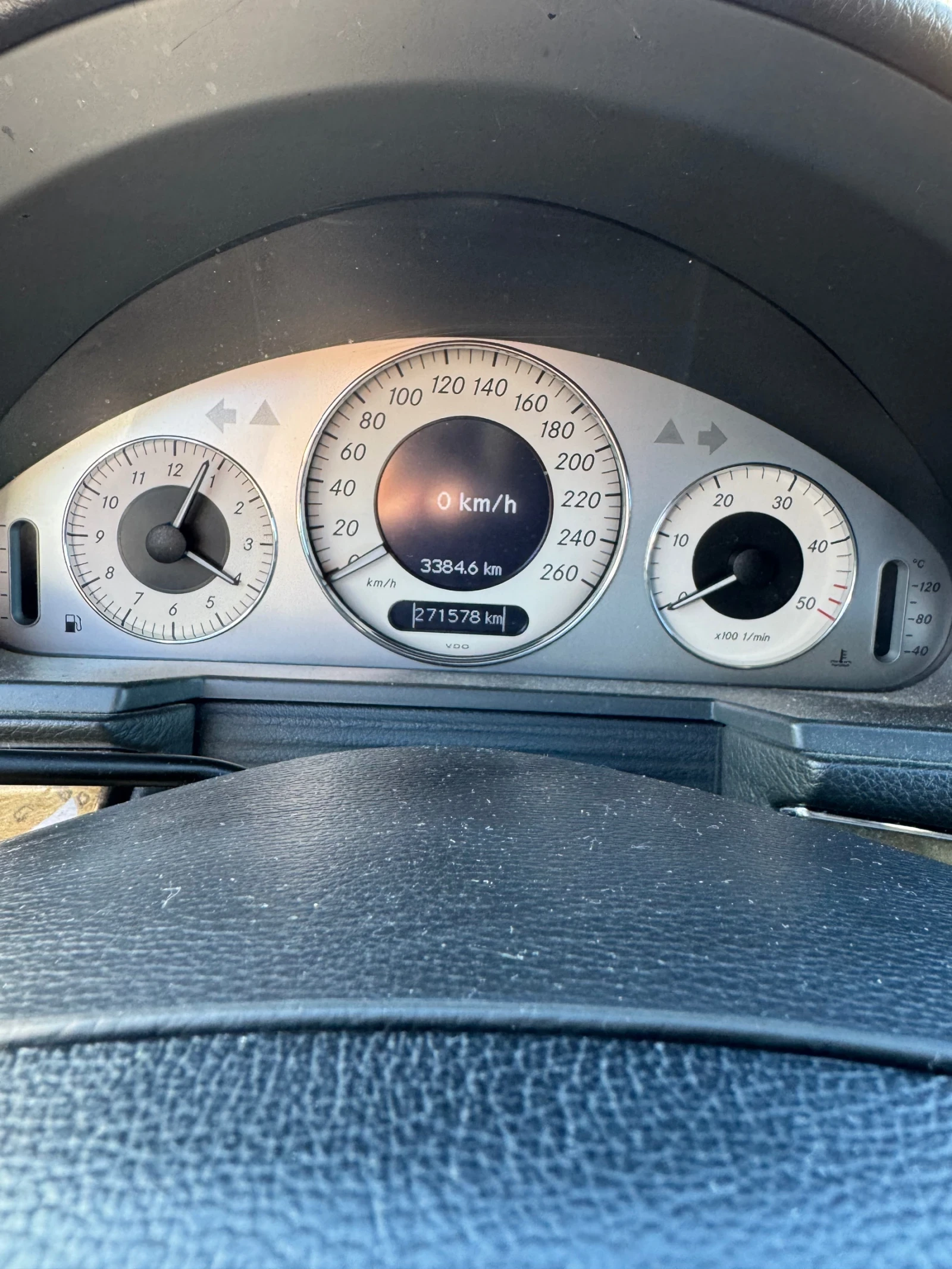 Mercedes-Benz E 280 E280cdi 4 matic - изображение 7