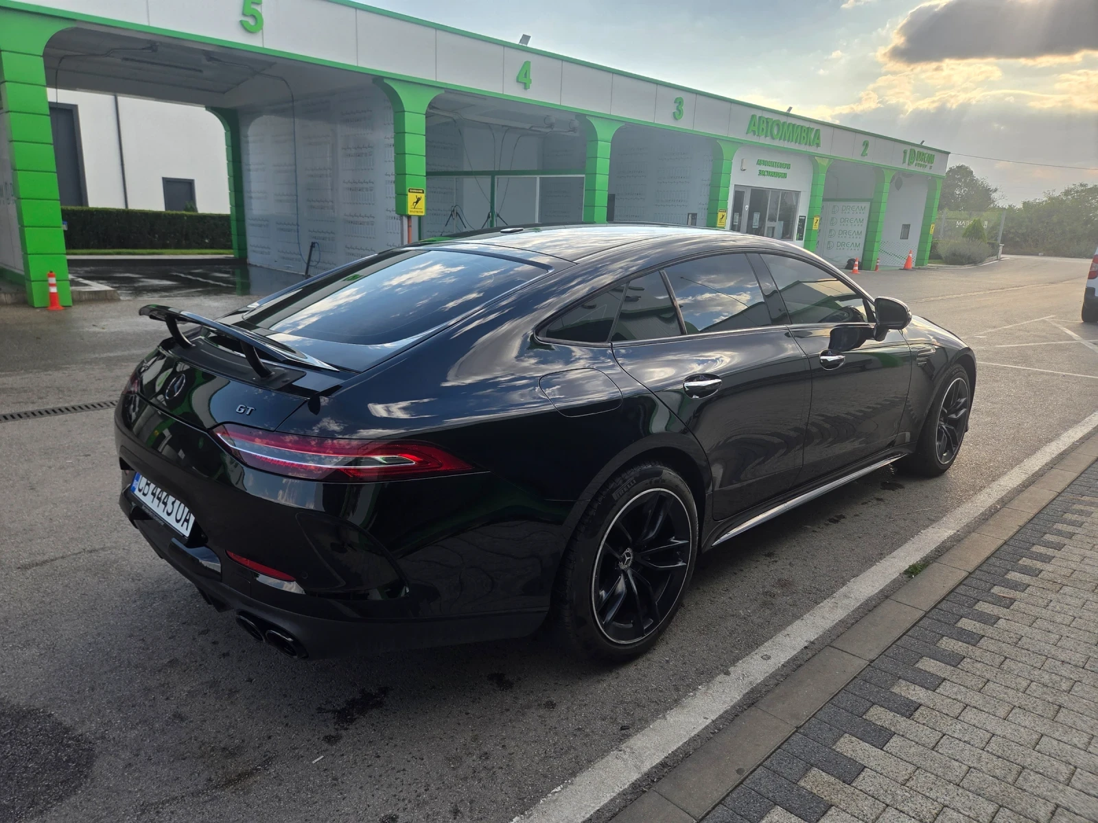 Mercedes-Benz GT 43 AMG + EQ BOOST / FACE / 4MATIC+ /ЛИЗИНГ, снимка 3 - Автомобили и джипове - 52879463