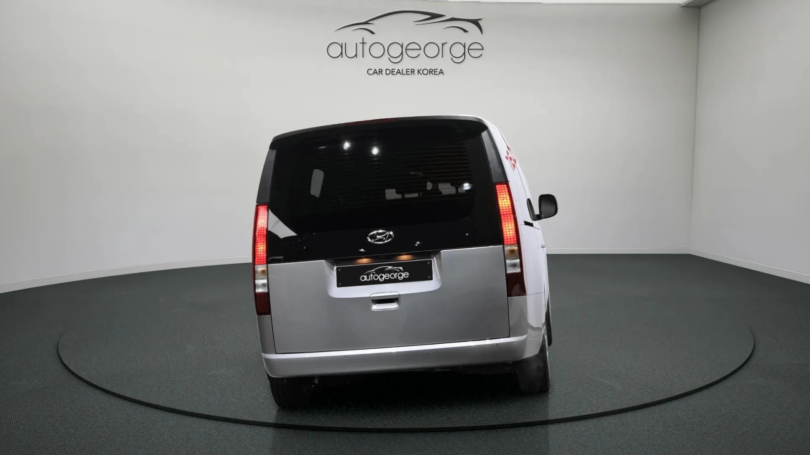 Hyundai Staria L3.5 Tourer 9seater autogeorge.com - изображение 4