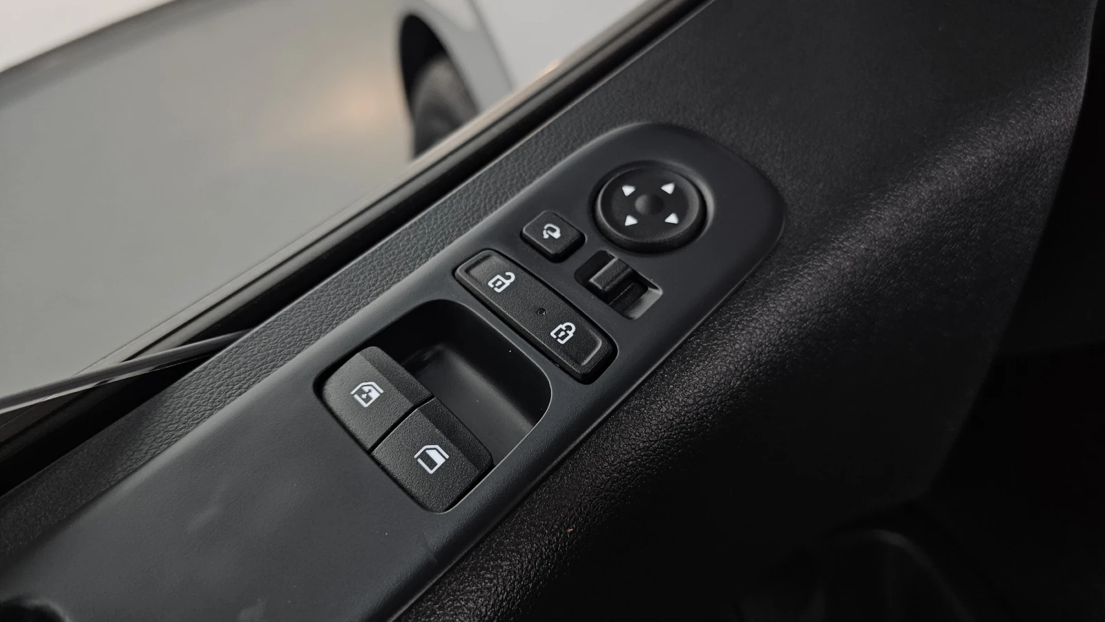 Hyundai Staria L3.5 Tourer 9seater autogeorge.com | Mobile.bg � ����������� 16