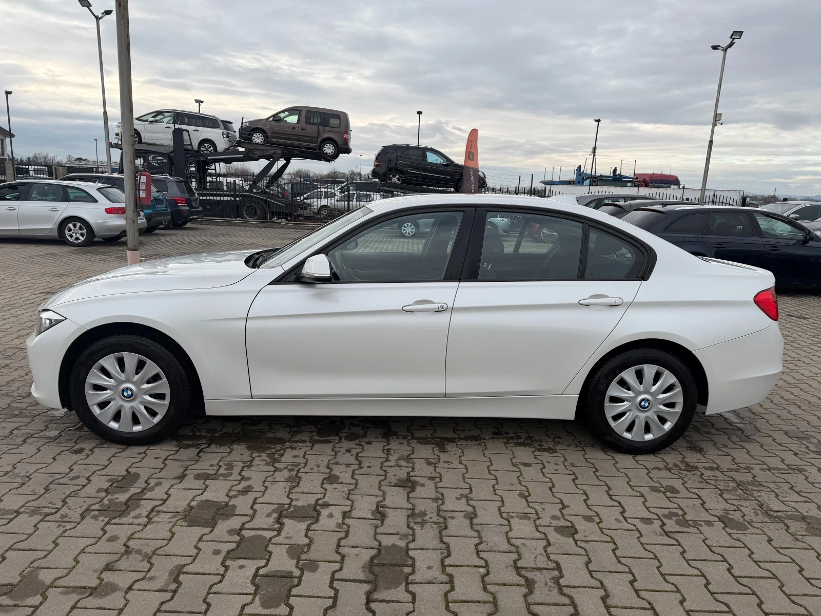 BMW 318 D NAVI EURO 5 - изображение 9