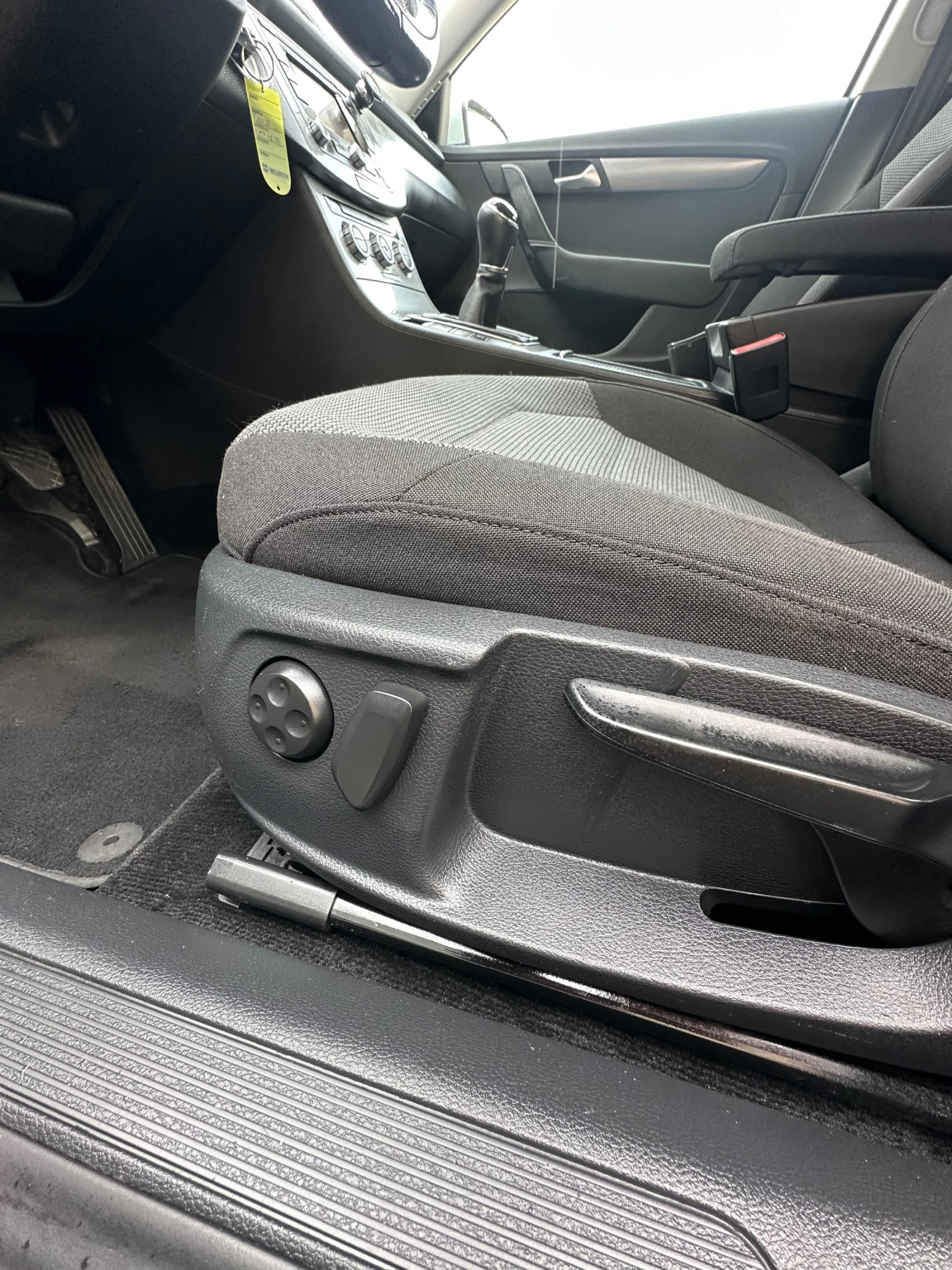 VW Passat 2.0 TDi 2013 226хил км. !!!!! ТOП СЪСТОЯНИЕ - изображение 10