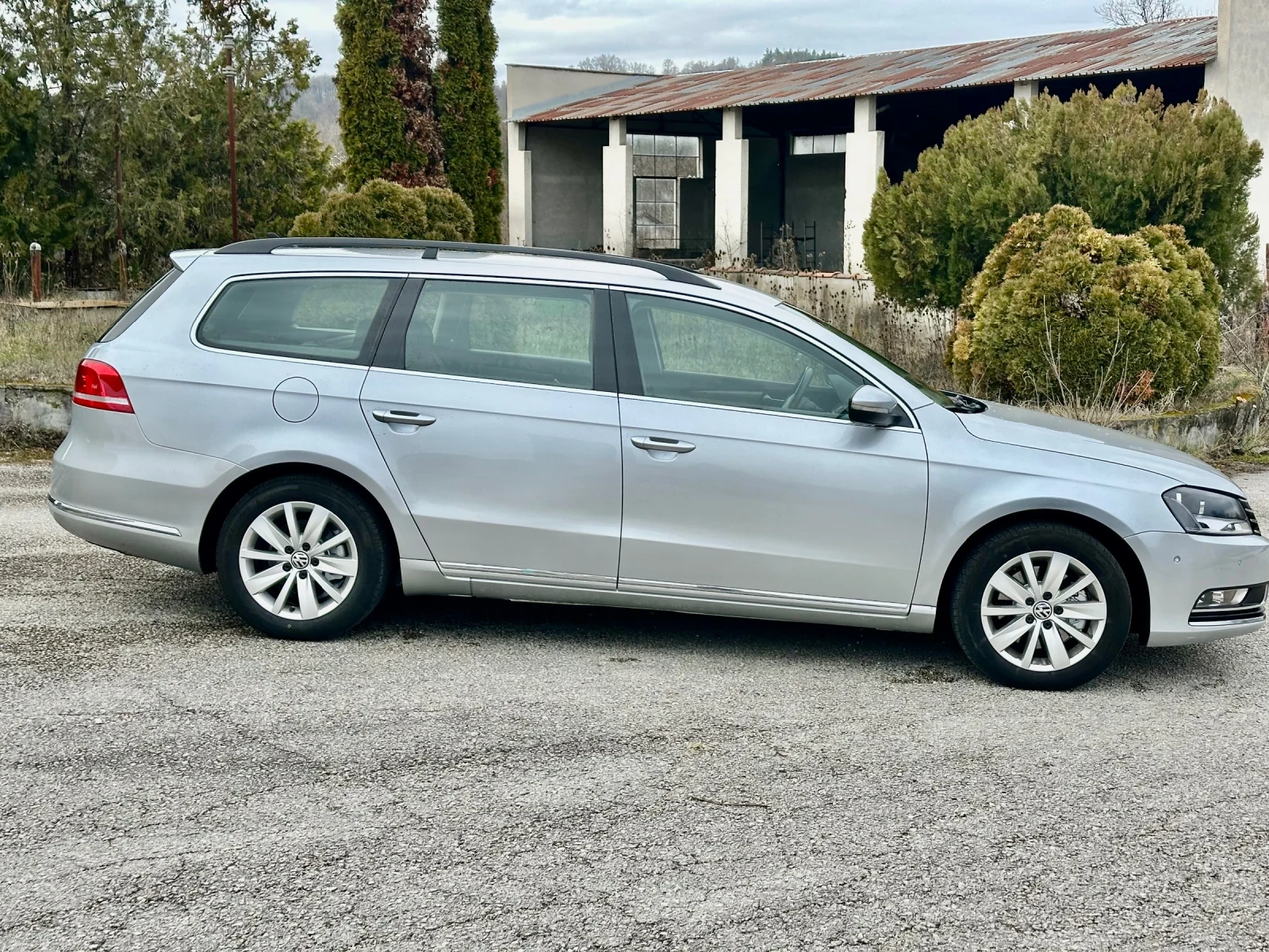 VW Passat 2.0 TDi 2013 226хил км. !!!!! ТOП СЪСТОЯНИЕ - изображение 8