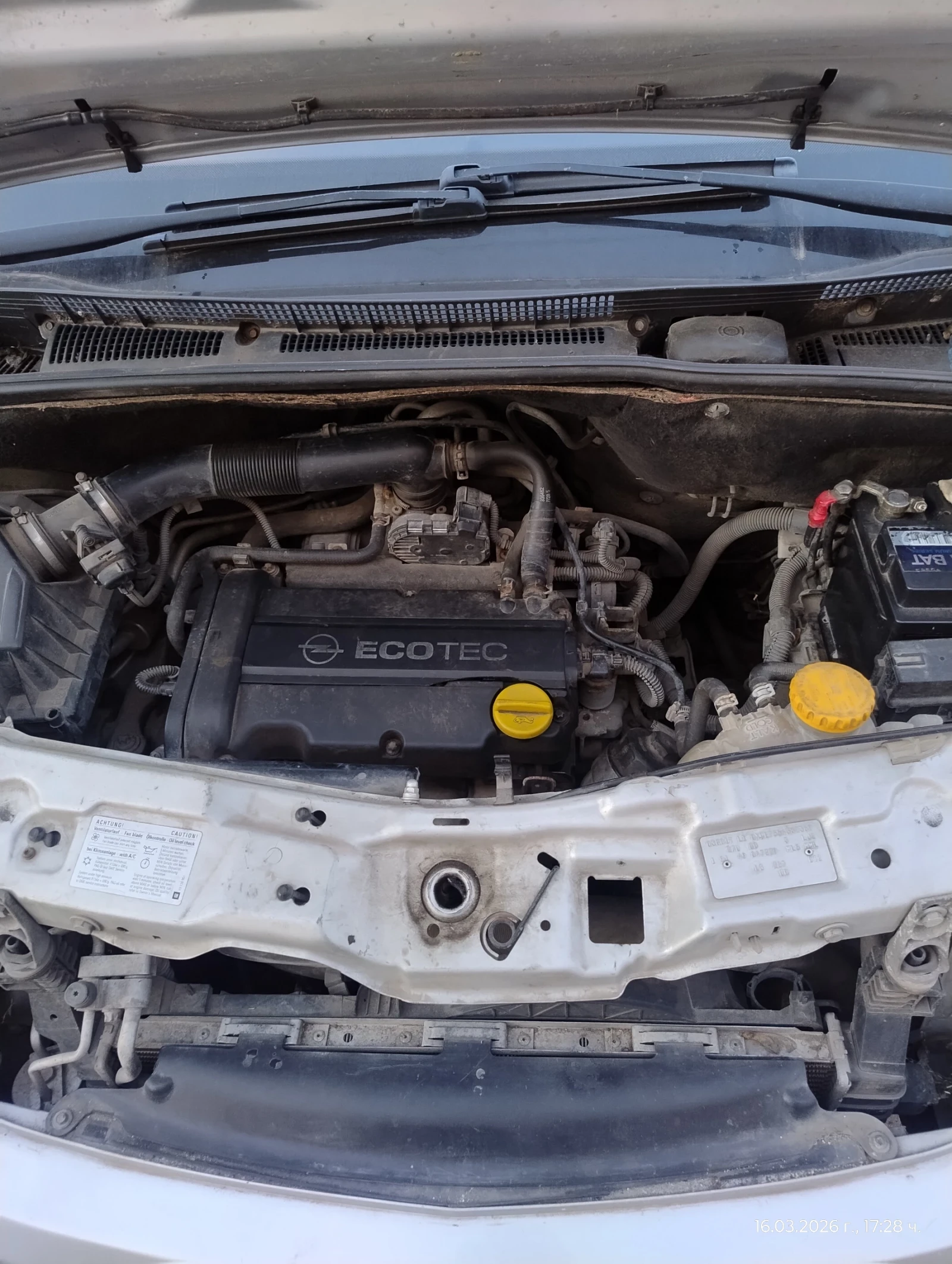 Opel Meriva 1.4 twinport, снимка 5 - Автомобили и джипове - 53863905